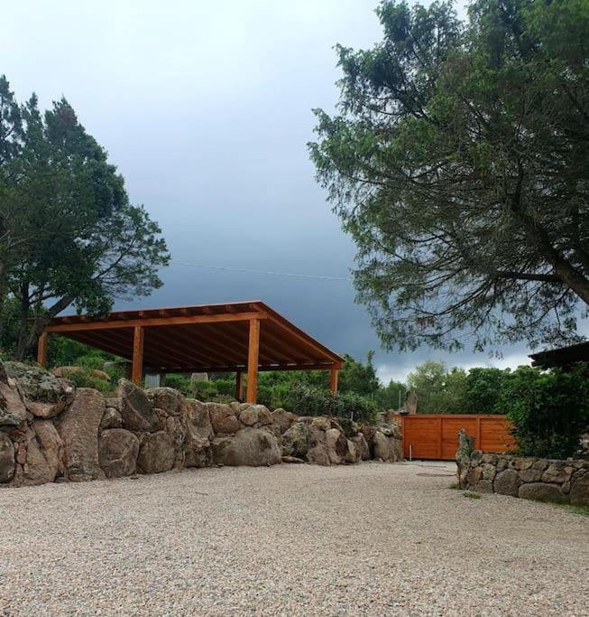 Suite Mirialveda San Pantaleo Εξωτερικό φωτογραφία